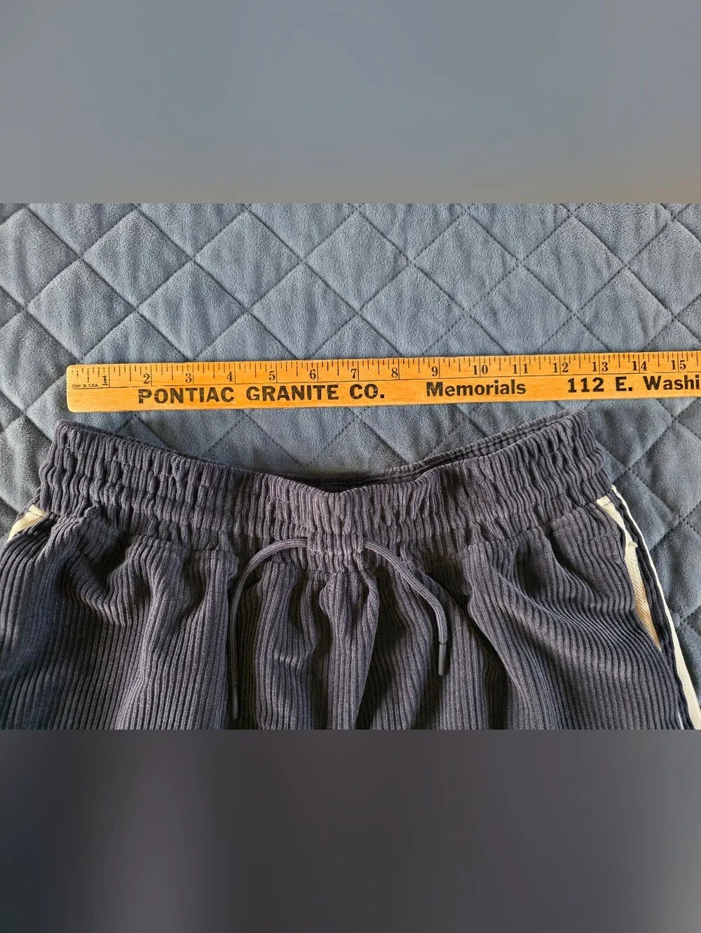 Adidas Men’s Dark Blue Corduroy Drawstring Shorts with Side Stripe Sz Small